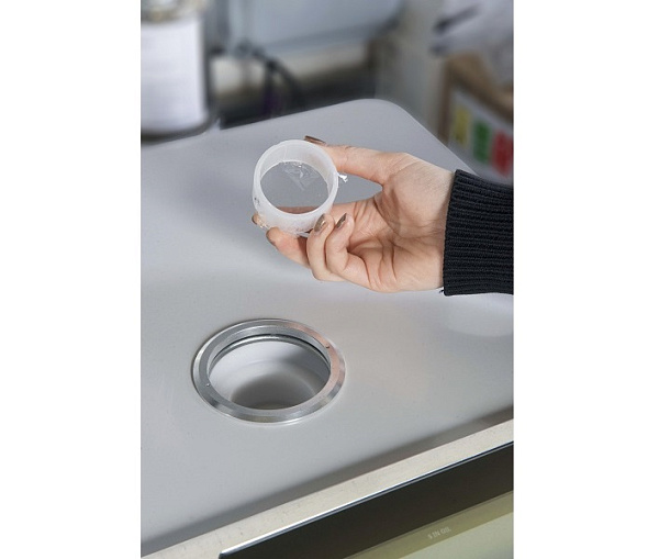 hitachi-lab-x5000-30